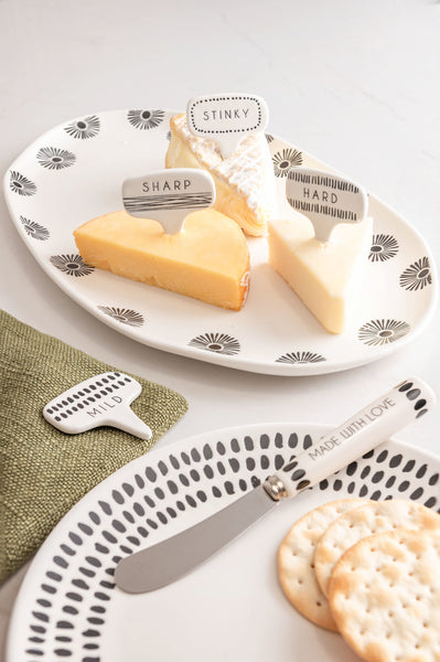 Milo Cheese Spreaders